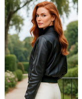 Jaqueta Feminina de Couro Bomber com Zíper Duplo | Fit